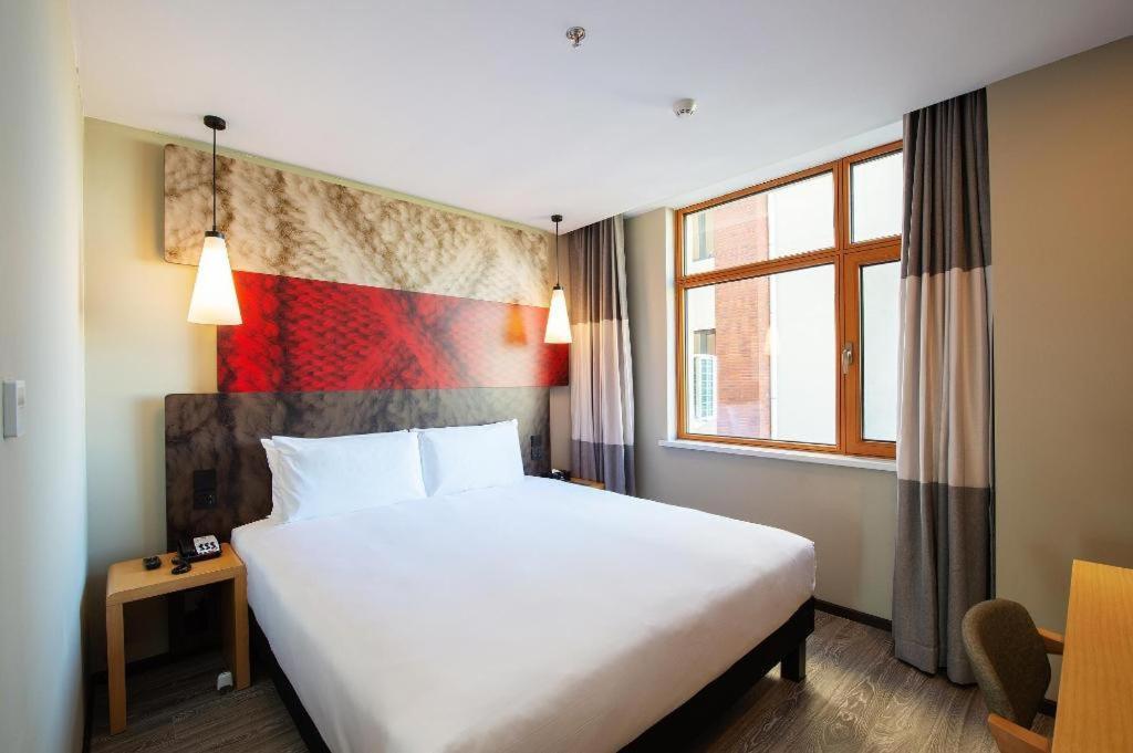 Ji Hotel Shanghai Hongqiao Gubei Fortune Center Extérieur photo