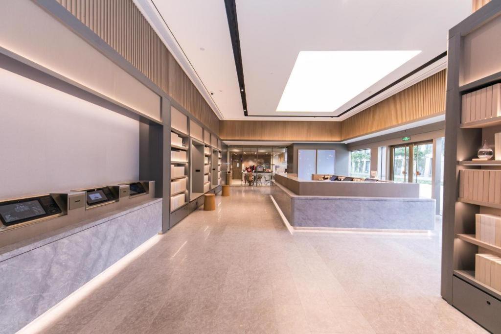 Ji Hotel Shanghai Hongqiao Gubei Fortune Center Extérieur photo